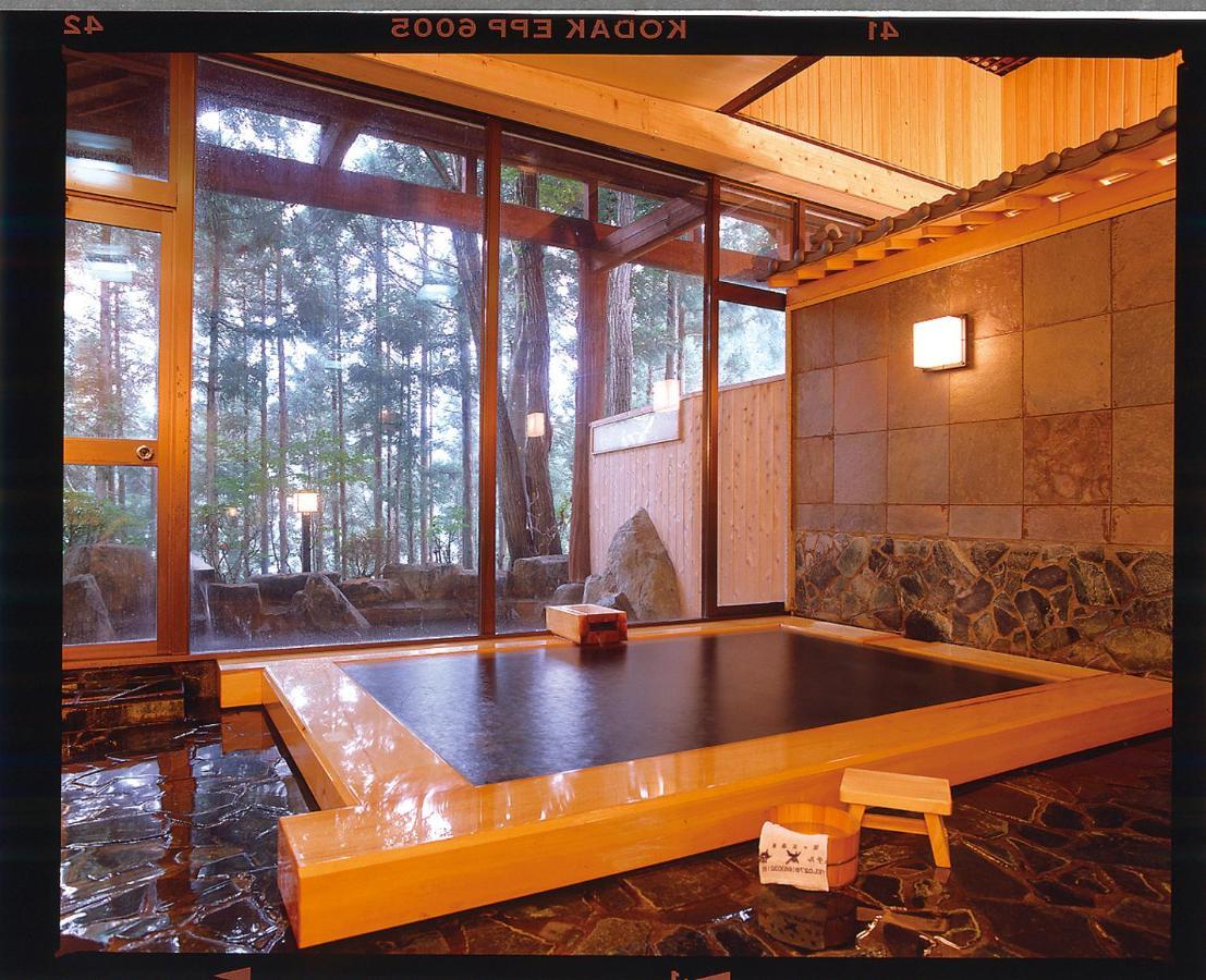 Honden Hotel Minakami Bagian luar foto