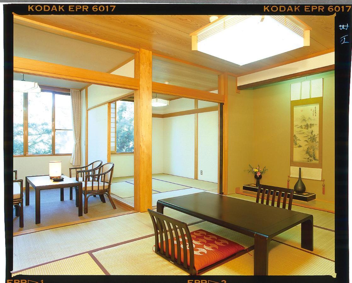 Honden Hotel Minakami Bagian luar foto