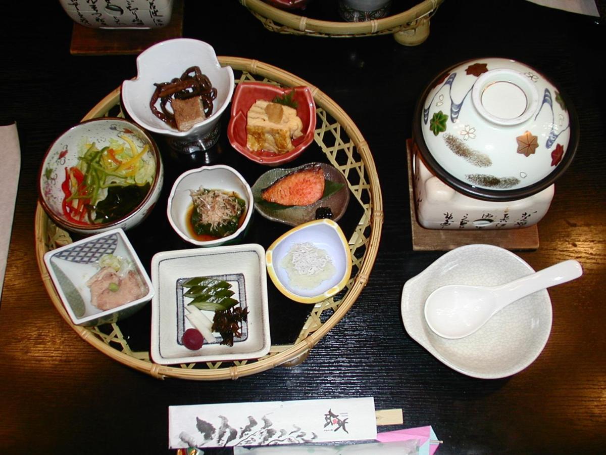 Honden Hotel Minakami Bagian luar foto
